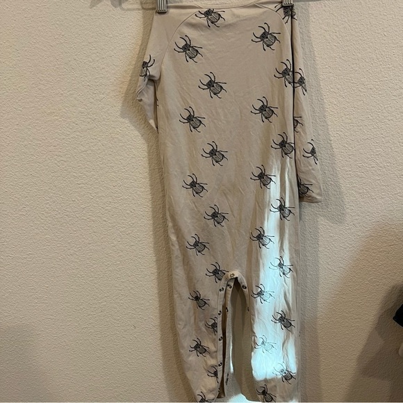 Iglo + Indi 2y-3y snap long sleeve beetle one piece - Picture 4 of 6